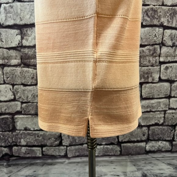 Chico's Pale Peach U Neckline Sleeveless Tank Size M - Picture 5 of 9